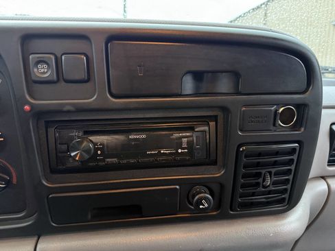 Used 1996 Dodge Ram 2500 Truck Laramie SLT 2dr 4WD Extended C image 12