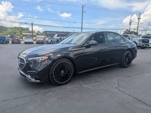 Used 2026 Mercedes-Benz E 350 Sedan image 9