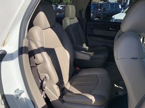 Used 2014 GMC Acadia Denali image 38