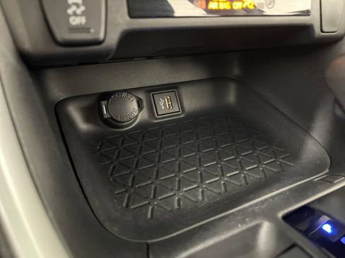 Certified 2024 Toyota RAV4 LE AWD/4WD image 30