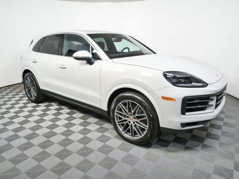 New 2026 Porsche Cayenne AWD/4WD image 26