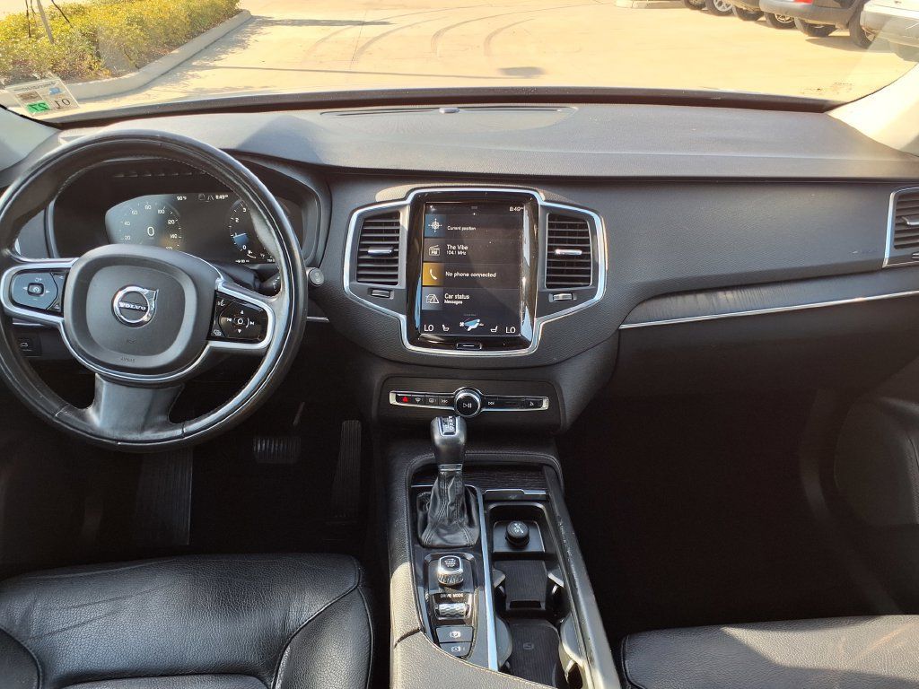 Used 2020 Volvo XC90 T6 Momentum AWD/4WD image 22