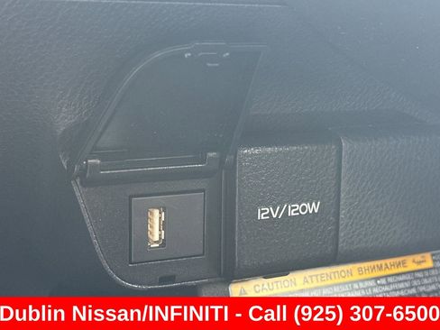 Used 2020 Toyota Camry LE w/ Sunroof Package FWD image 31