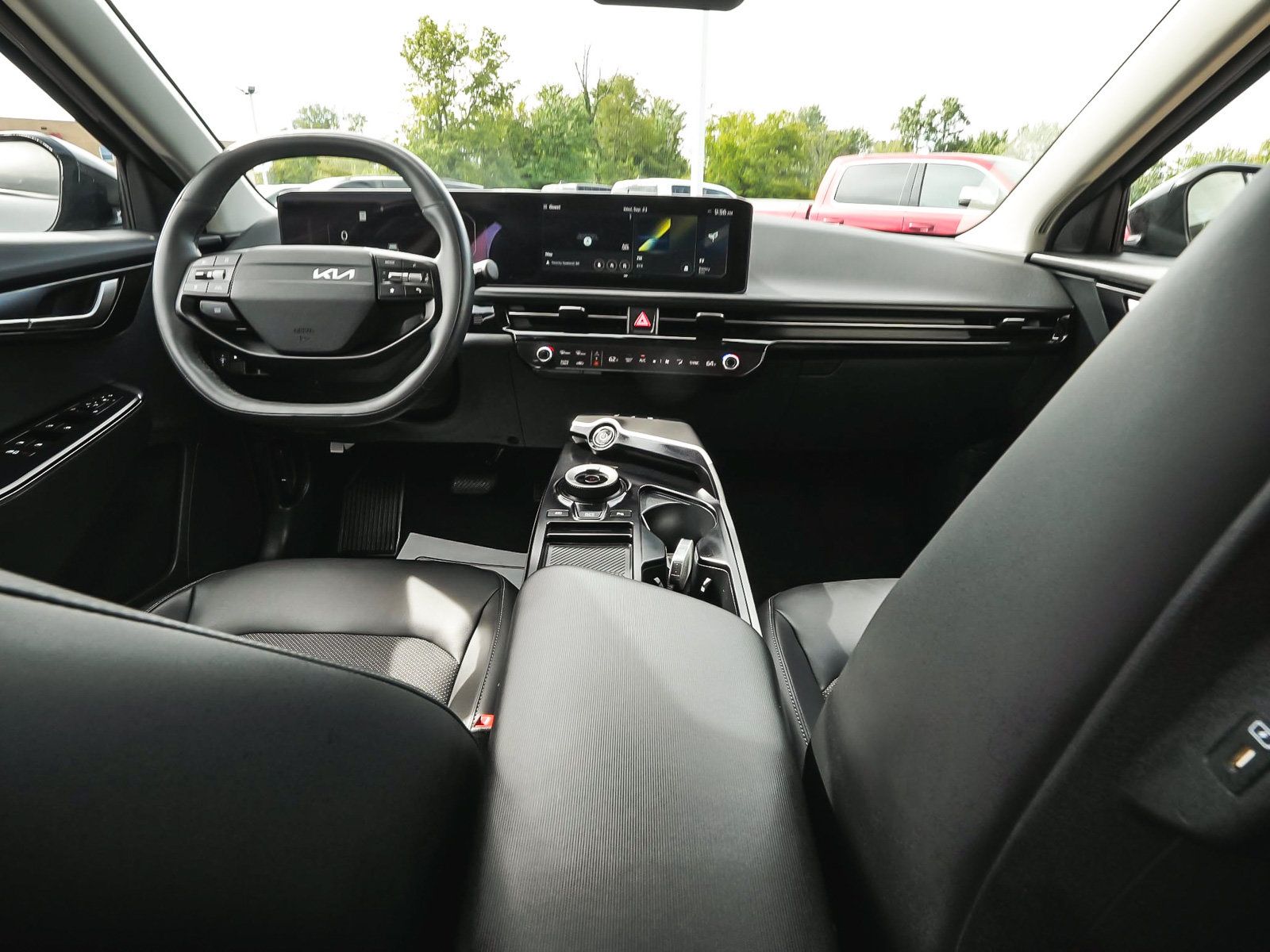 Used 2025 Kia EV6 Light w/ Light LR Technology Package AWD/4WD image 43