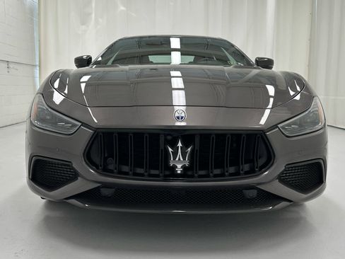 Used 2022 Maserati Ghibli Trofeo image 5