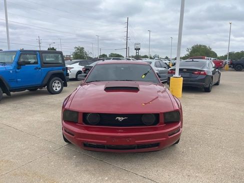 Used 2008 Ford Mustang Coupe RWD image 2