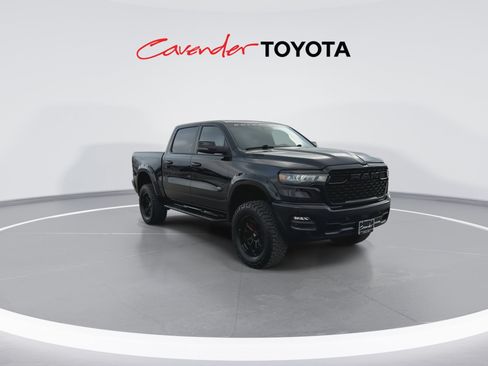 Used 2025 RAM 1500 Big Horn AWD/4WD image 2