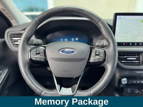 Used 2023 Ford Escape Active w/ Tech Pack #2 AWD/4WD image 10