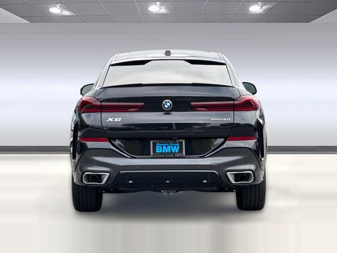 New 2026 BMW X6 xDrive40i w/ Premium Package image 9