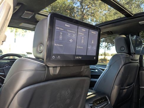 Used 2021 Cadillac Escalade Premium Luxury Platinum w/ LPO, Floor Liner Package image 21