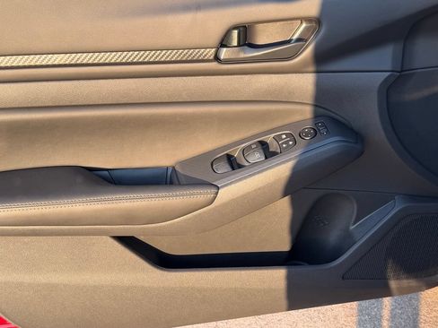 New 2026 Nissan Altima 2.5 SV FWD image 19