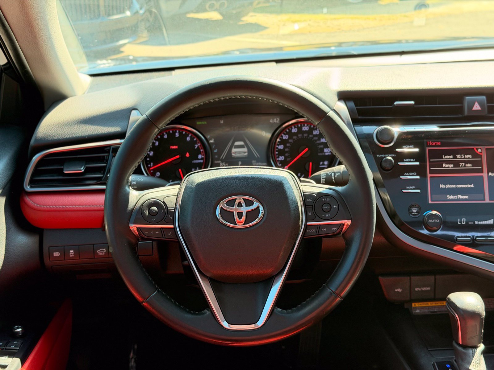 Used 2020 Toyota Camry XSE FWD image 39