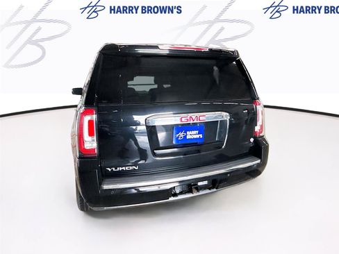 Used 2020 GMC Yukon Denali w/ Denali Ultimate Package AWD/4WD image 9