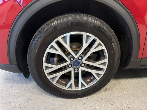 Certified 2022 Ford Escape SEL image 43