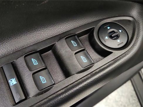 Used 2017 Ford Escape SE w/ SE Sport Appearance Package image 31