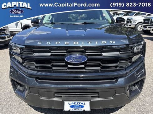 Certified 2025 Ford Expedition Active RWD image 10