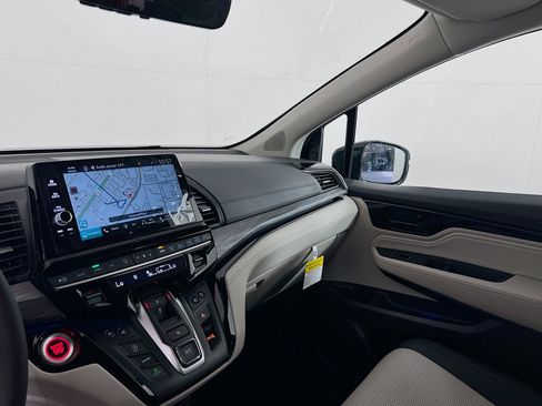 New 2026 Honda Odyssey Elite image 18