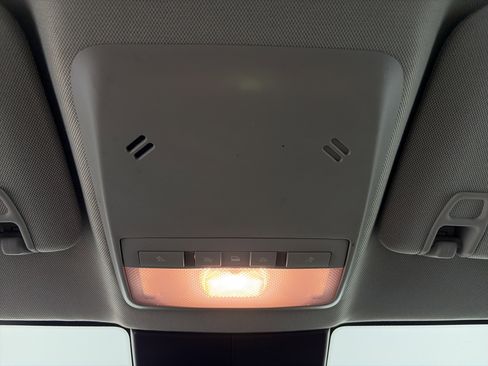 Used 2016 Buick Encore FWD image 28