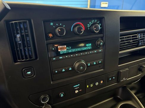 New 2025 Chevrolet Express 3500 LS image 16