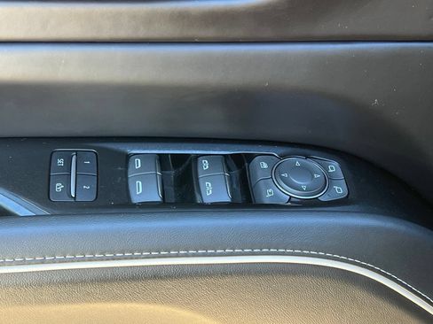 Used 2023 Cadillac Escalade V AWD/4WD image 28