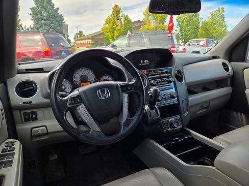 Used 2014 Honda Pilot Touring image 11