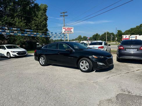 Used 2023 Chevrolet Malibu LS FWD image 32
