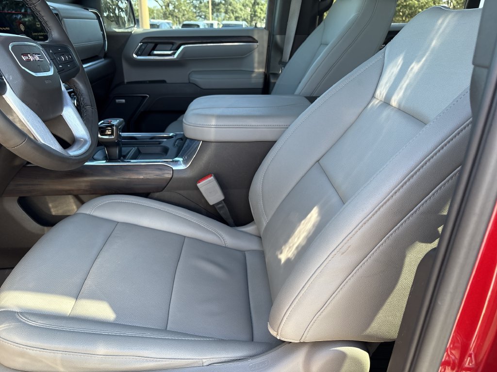 Used 2025 GMC Sierra 1500 SLT w/ SLT Premium Plus Package AWD/4WD image 10