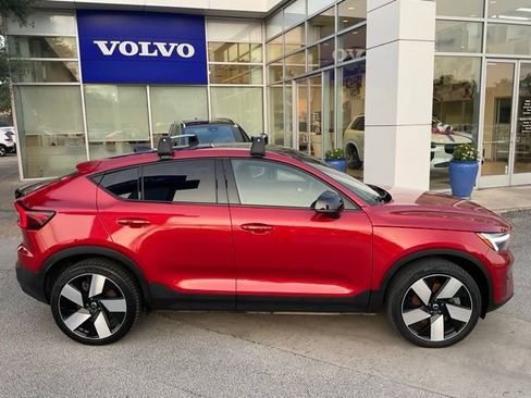 Certified 2023 Volvo C40 P8 Recharge Ultimate AWD/4WD image 8