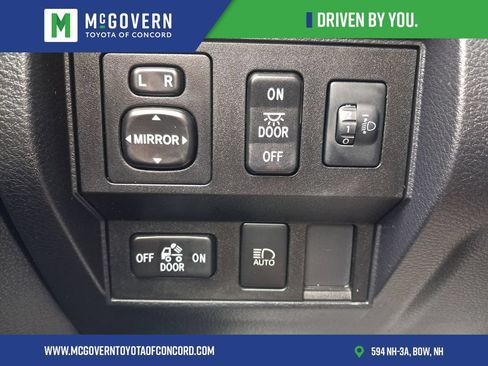 Used 2021 Toyota Tundra SR5 w/ TRD Off-Road Package AWD/4WD image 22