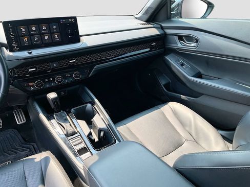 Used 2024 Honda Accord Sport image 22
