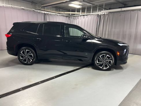 New 2026 Buick Enclave Sport Touring w/ Power Package AWD/4WD image 8