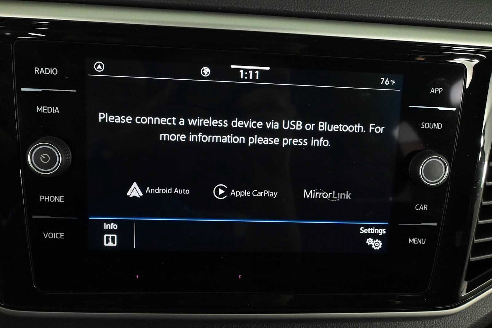 Certified 2023 Volkswagen Atlas SE FWD image 25