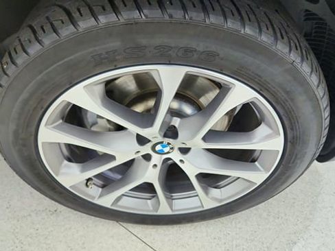 Used 2019 BMW X5 xDrive40i w/ Convenience Package image 58