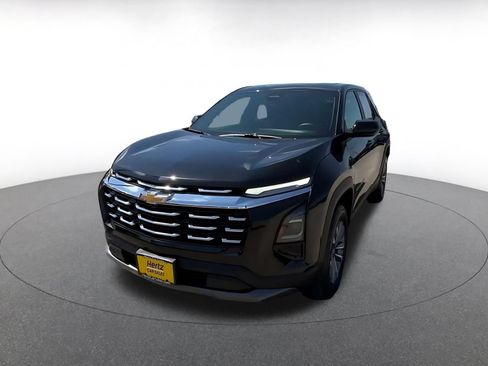 Used 2025 Chevrolet Equinox LT FWD image 7