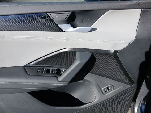 New 2026 Volkswagen Tiguan SE AWD/4WD image 11