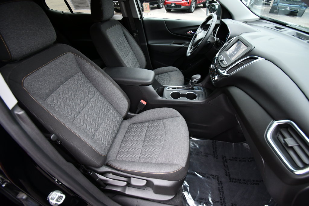 Used 2023 Chevrolet Equinox LT AWD/4WD image 20