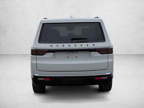 Used 2022 Jeep Wagoneer Series II AWD/4WD image 7