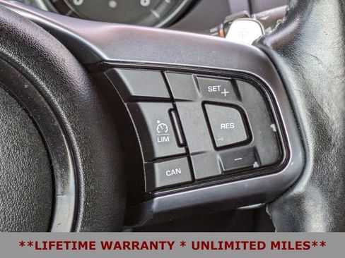 Used 2018 Jaguar F-TYPE Coupe image 23