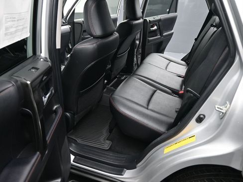 Used 2022 Toyota 4Runner TRD Off-Road Premium image 22