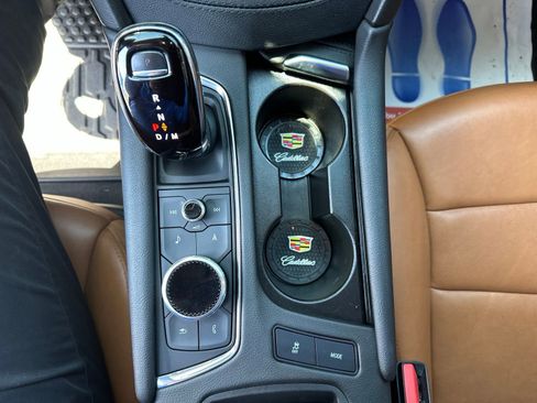 Used 2023 Cadillac XT5 Premium Luxury FWD image 9