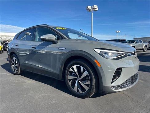 Used 2024 Volkswagen ID.4 Pro image 1