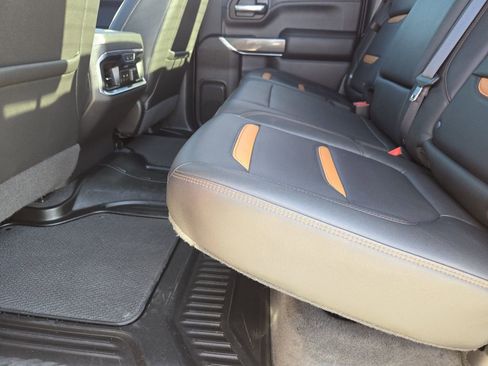 Used 2021 GMC Sierra 1500 AT4 image 32