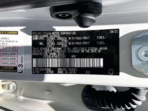 Used 2022 Toyota 4Runner SR5 RWD image 16