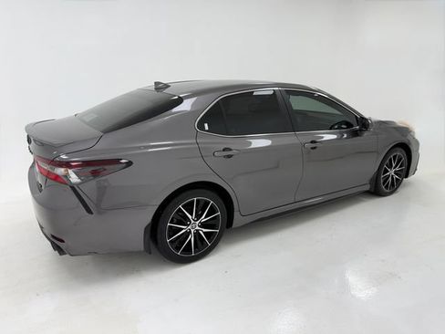 Used 2023 Toyota Camry SE FWD image 41