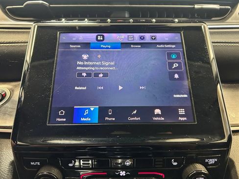 Used 2022 Jeep Grand Cherokee L Limited AWD/4WD image 18