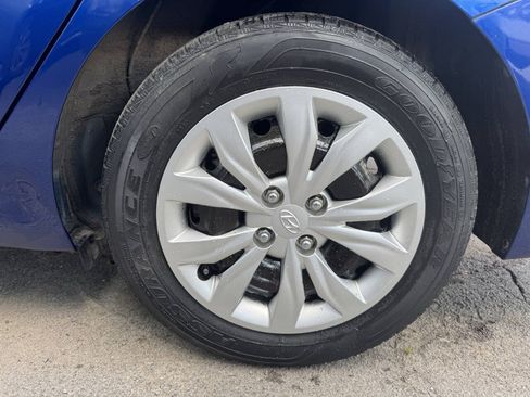 Used 2020 Hyundai Accent SE FWD image 10