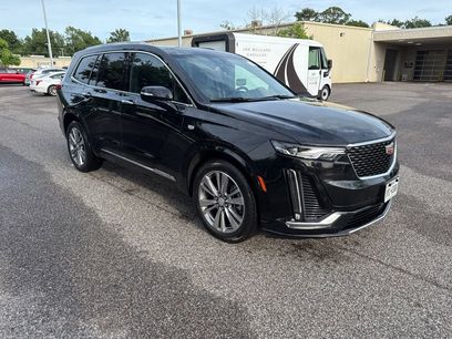 Used 2025 Cadillac XT6 Premium Luxury