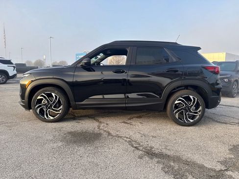 New 2026 Chevrolet TrailBlazer RS w/ Driver Confidence Package FWD image 3