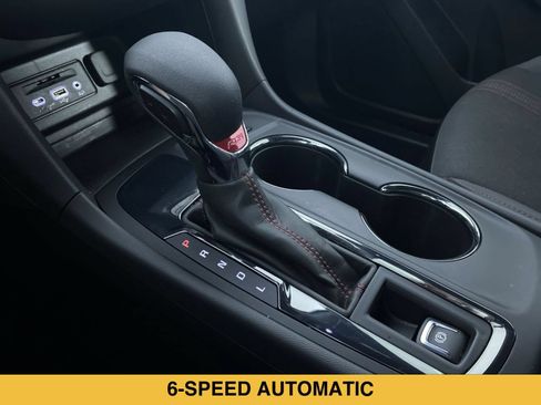 Certified 2024 Chevrolet Equinox RS FWD image 7