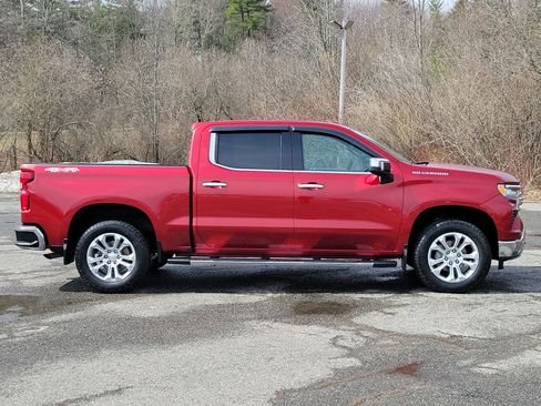 Used 2023 Chevrolet Silverado 1500 LTZ w/ LTZ Premium Package AWD/4WD image 4
